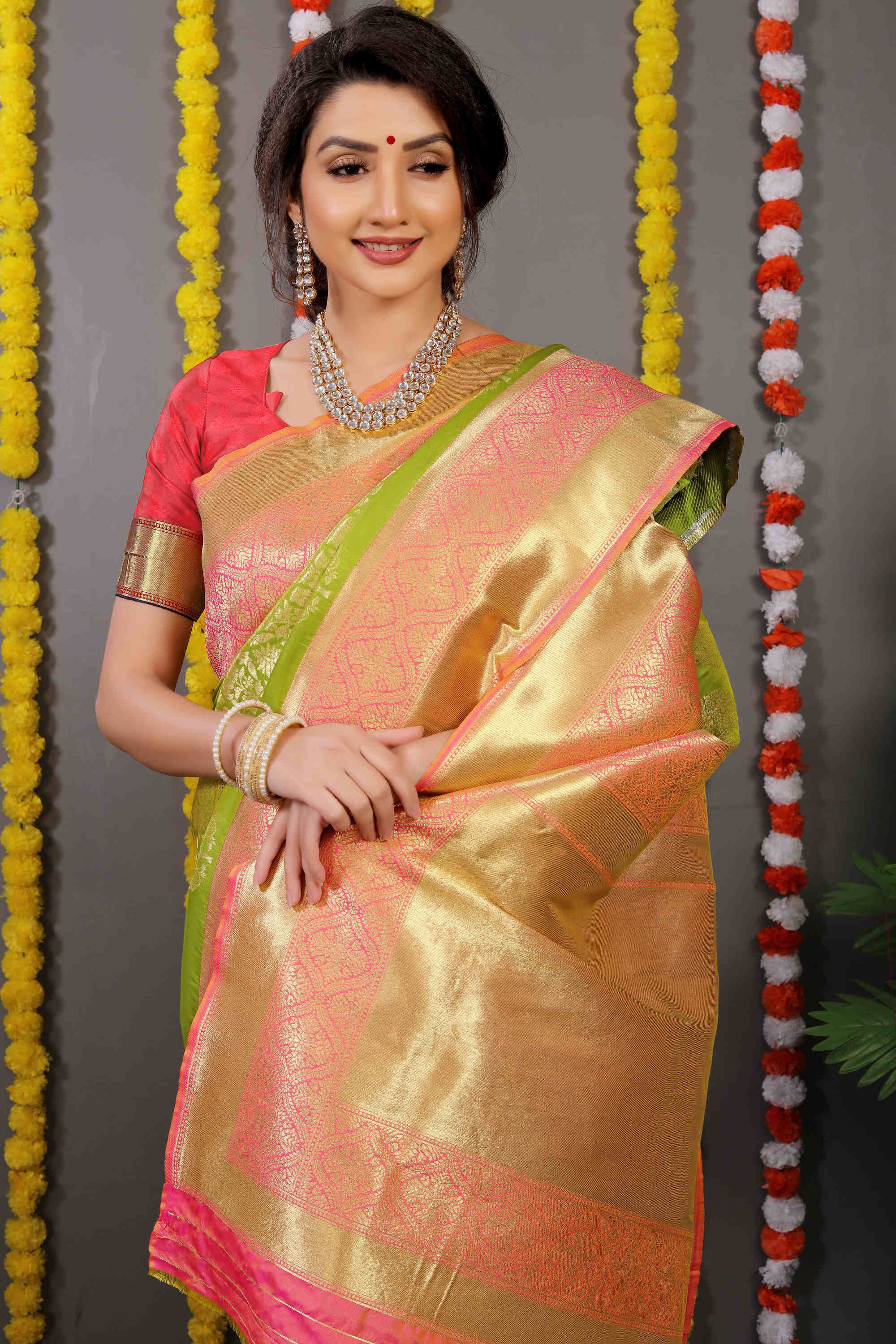 Green Soft Banarasi Silk Saree With  Blouse Piece