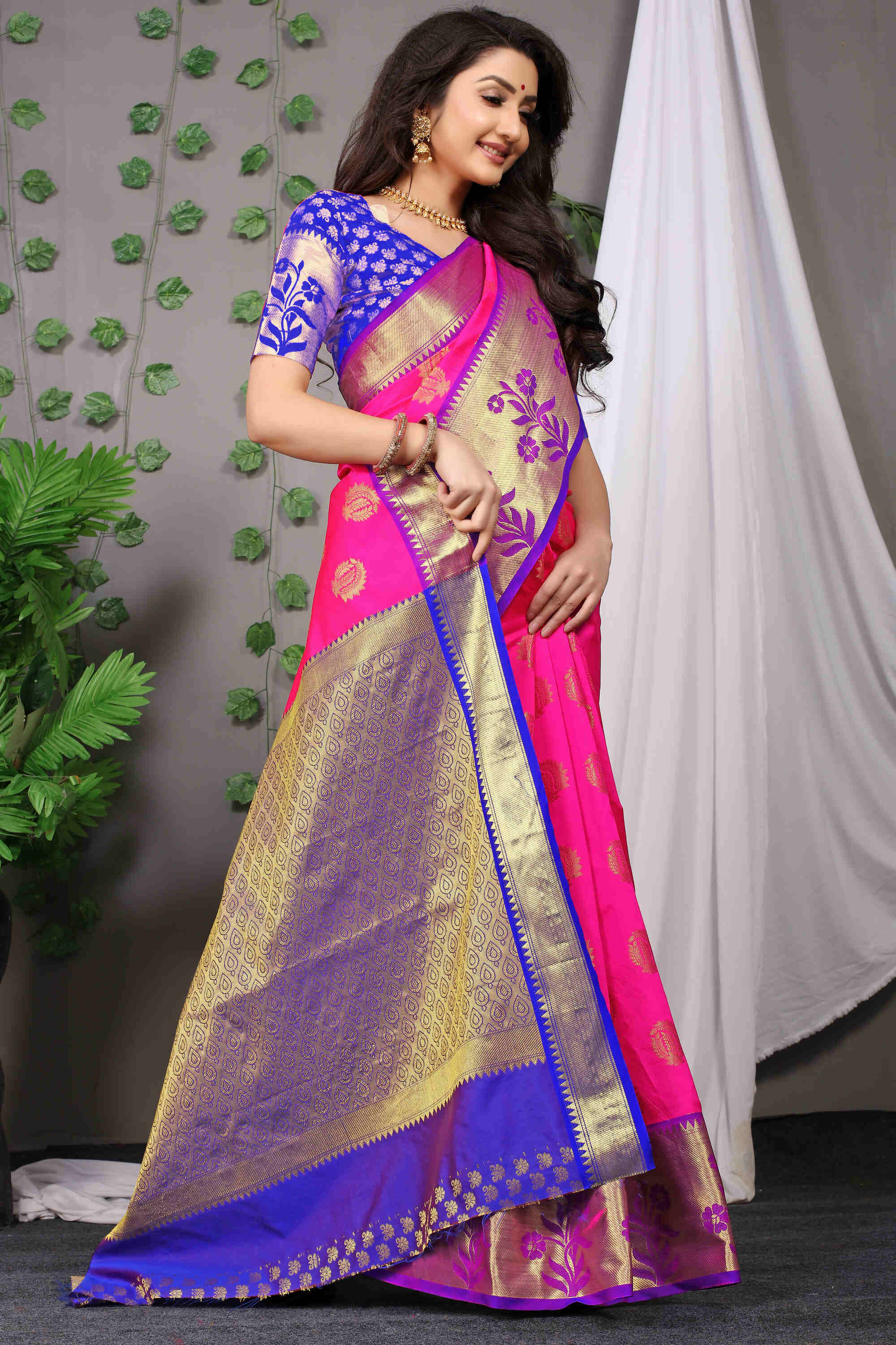 Pink Soft Silk Saree With Blouse Piece