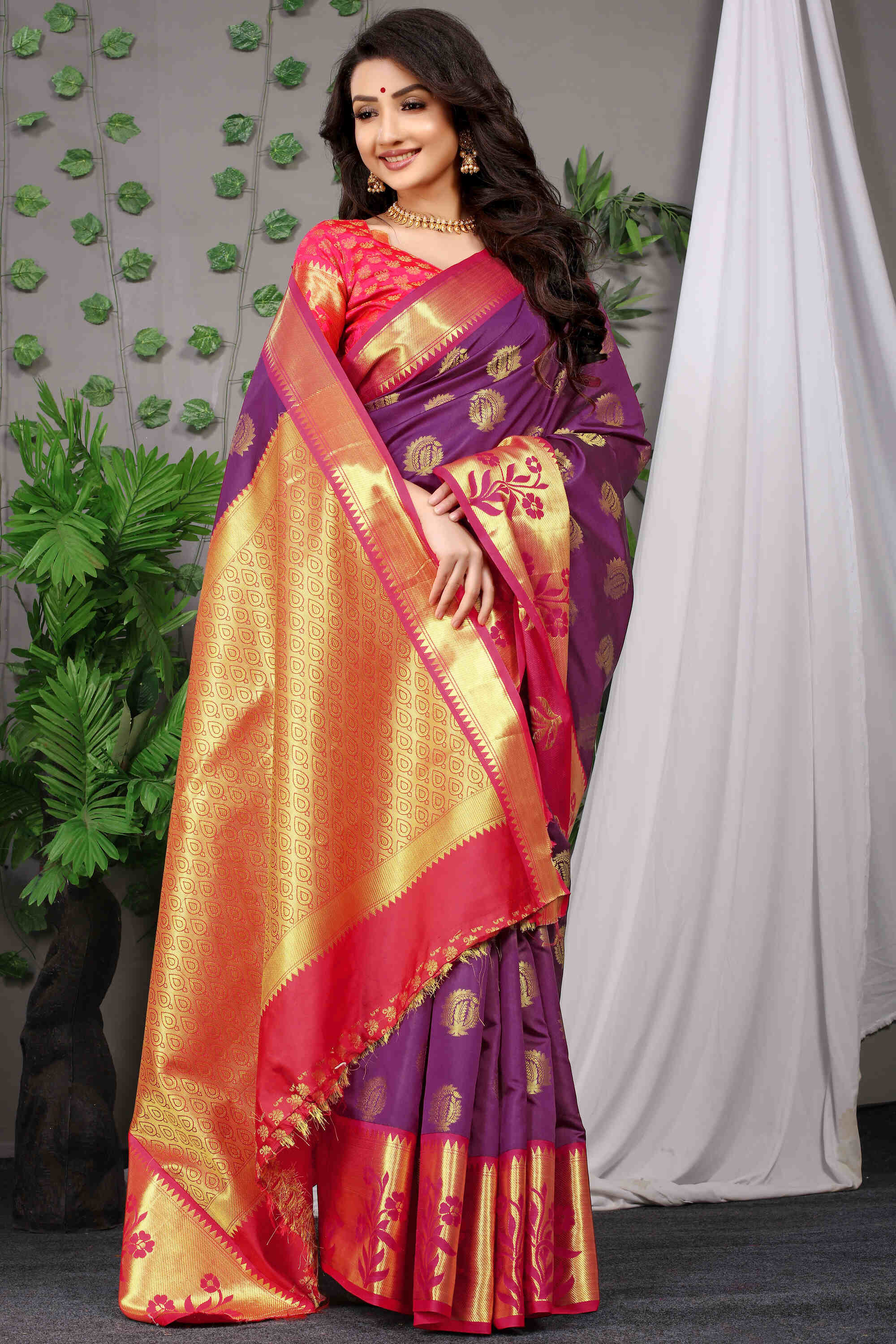 Purple Soft Silk Saree With Blouse Piece