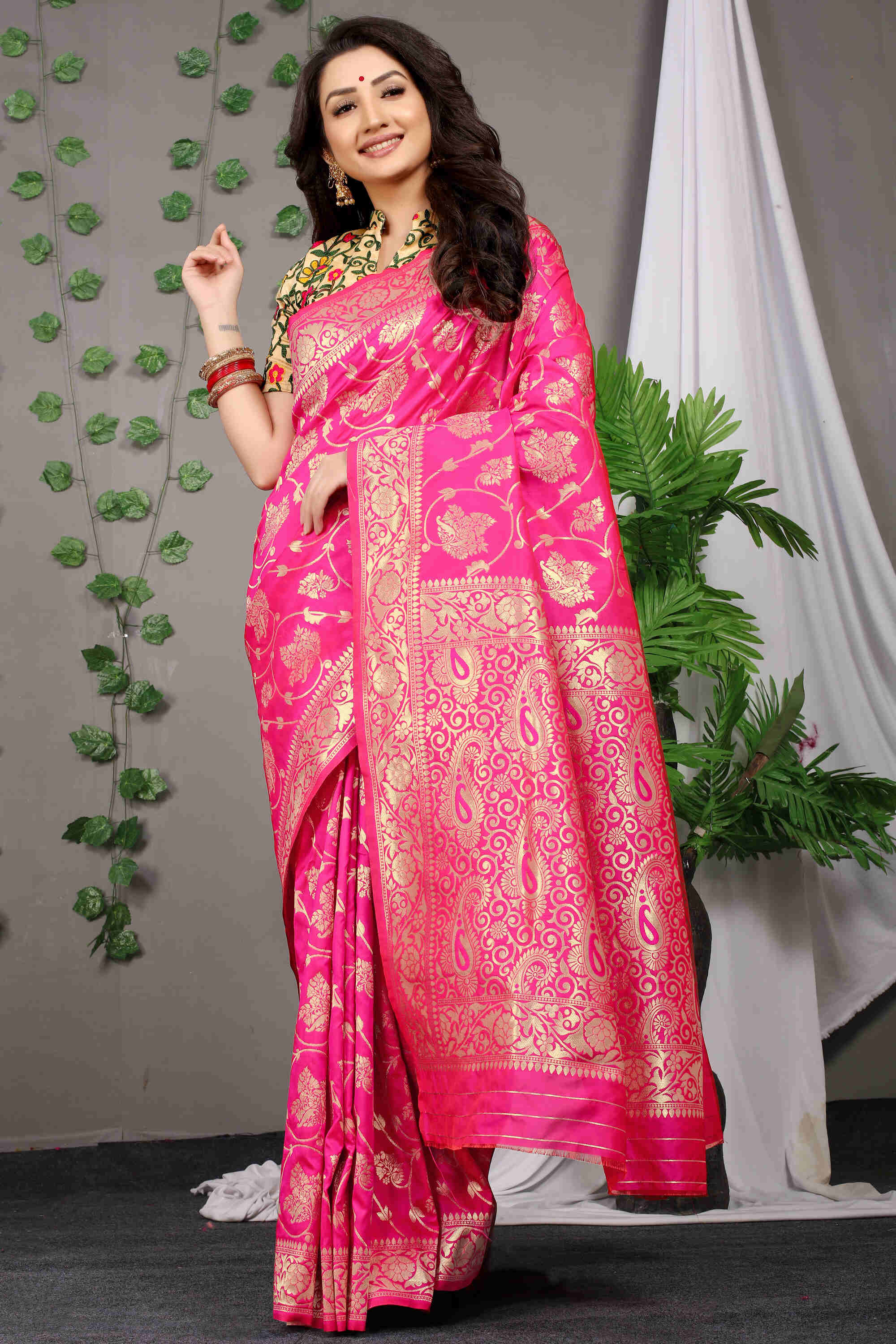 Dark Pink Soft Banarasi Silk Woven Zari Saree