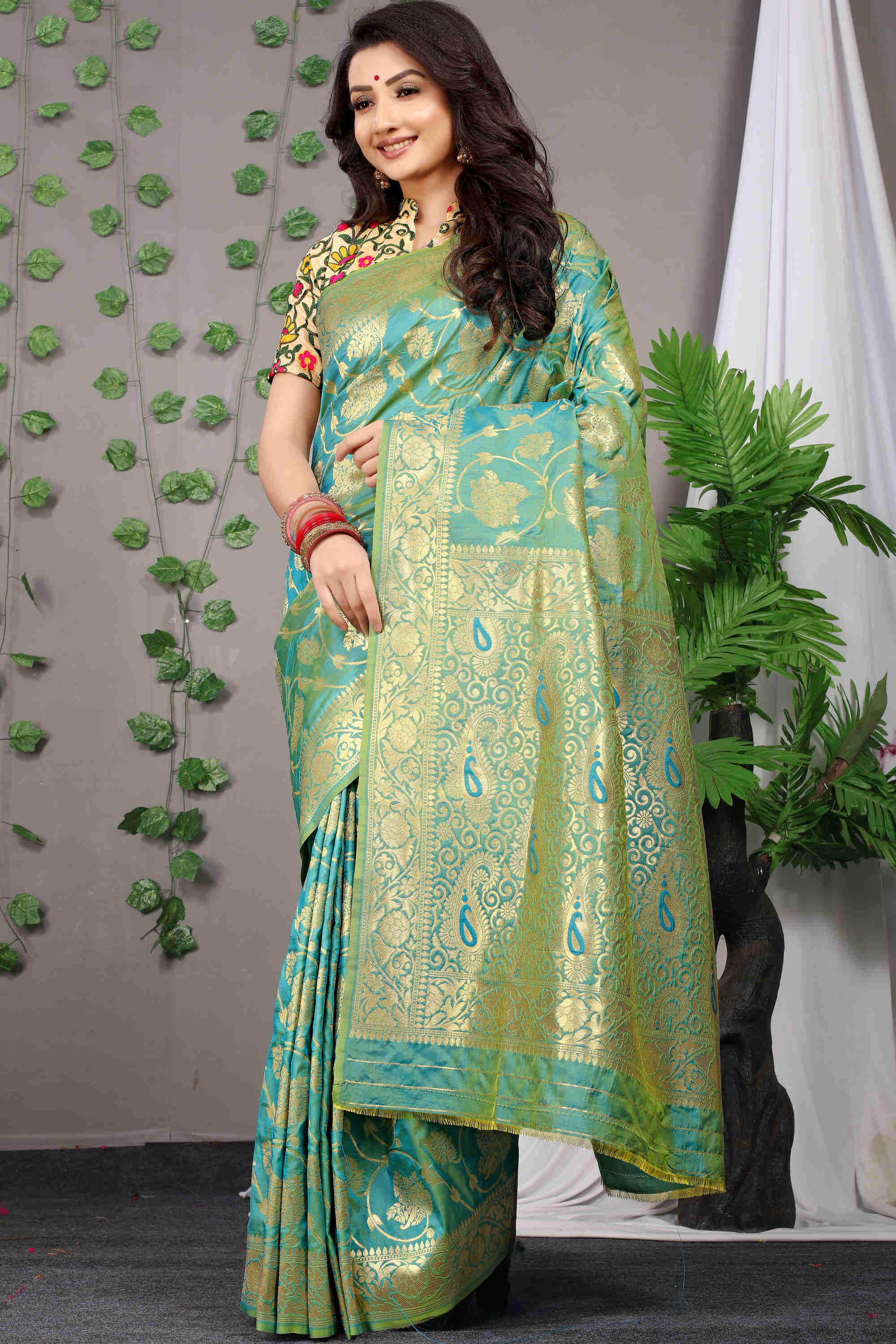 Green Soft Banarasi Silk Woven Zari Saree