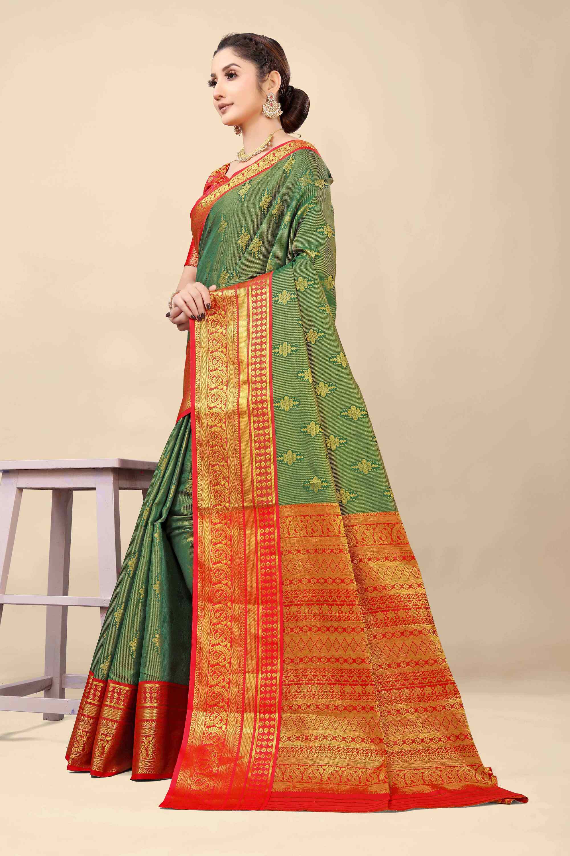 Dark Green Kanjivaram Silk Woven Zari Saree