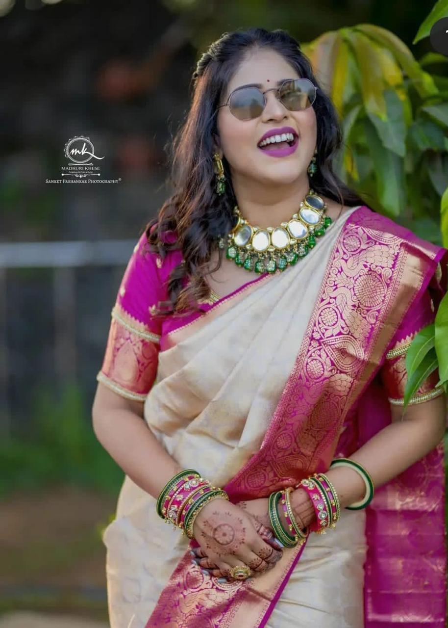 Beige Soft Banarasi Silk Saree With Blooming Blouse Piece