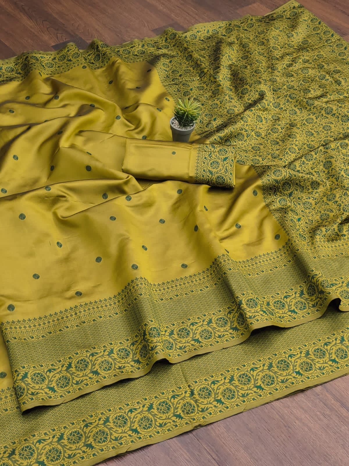 Mehandi Soft Silk Saree With Inspiring Blouse Piece