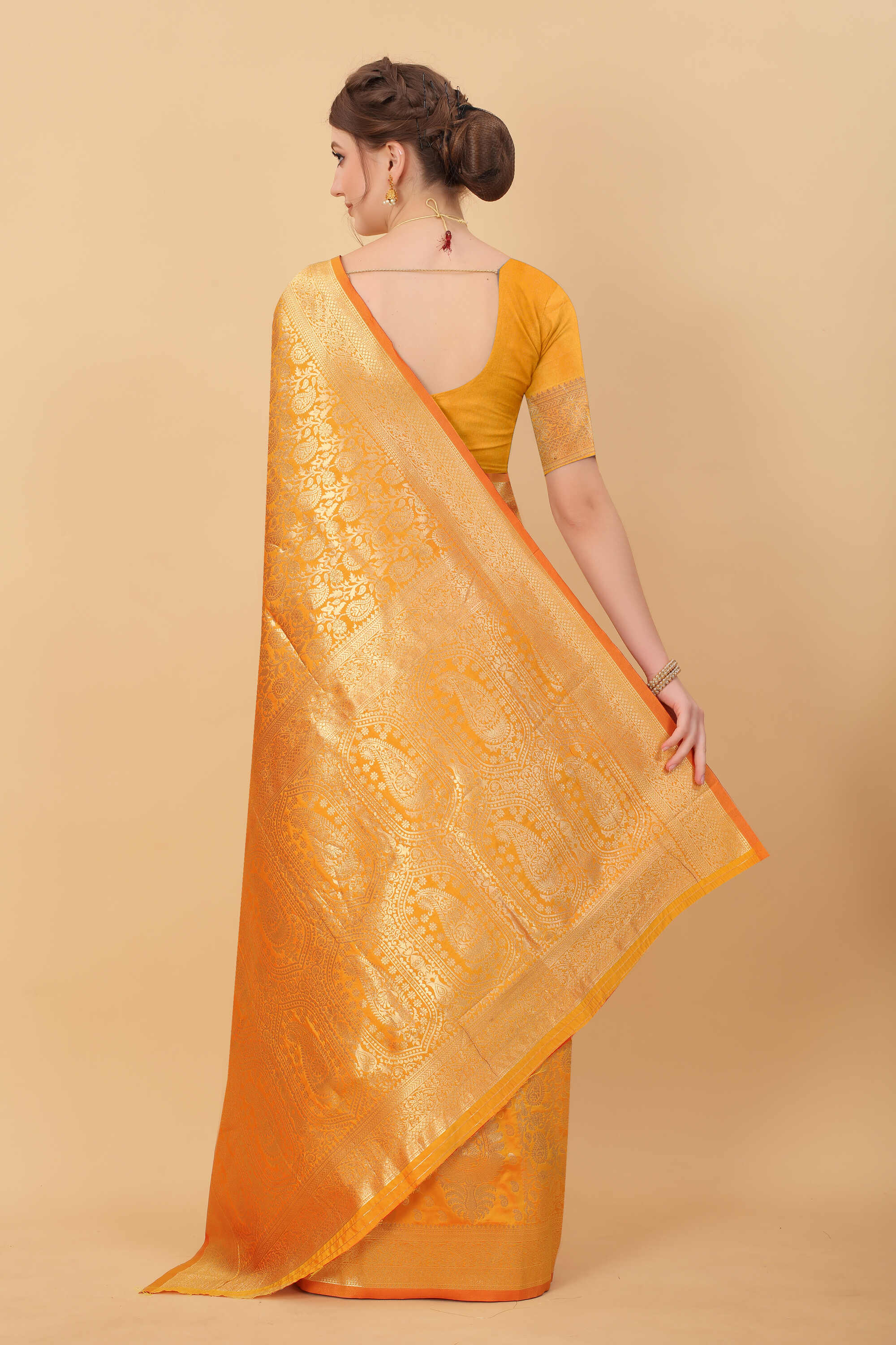 Yellow Soft kanjivarm Silk Saree Zari Wooven  Pallu Zari weawing With Blouse Piece