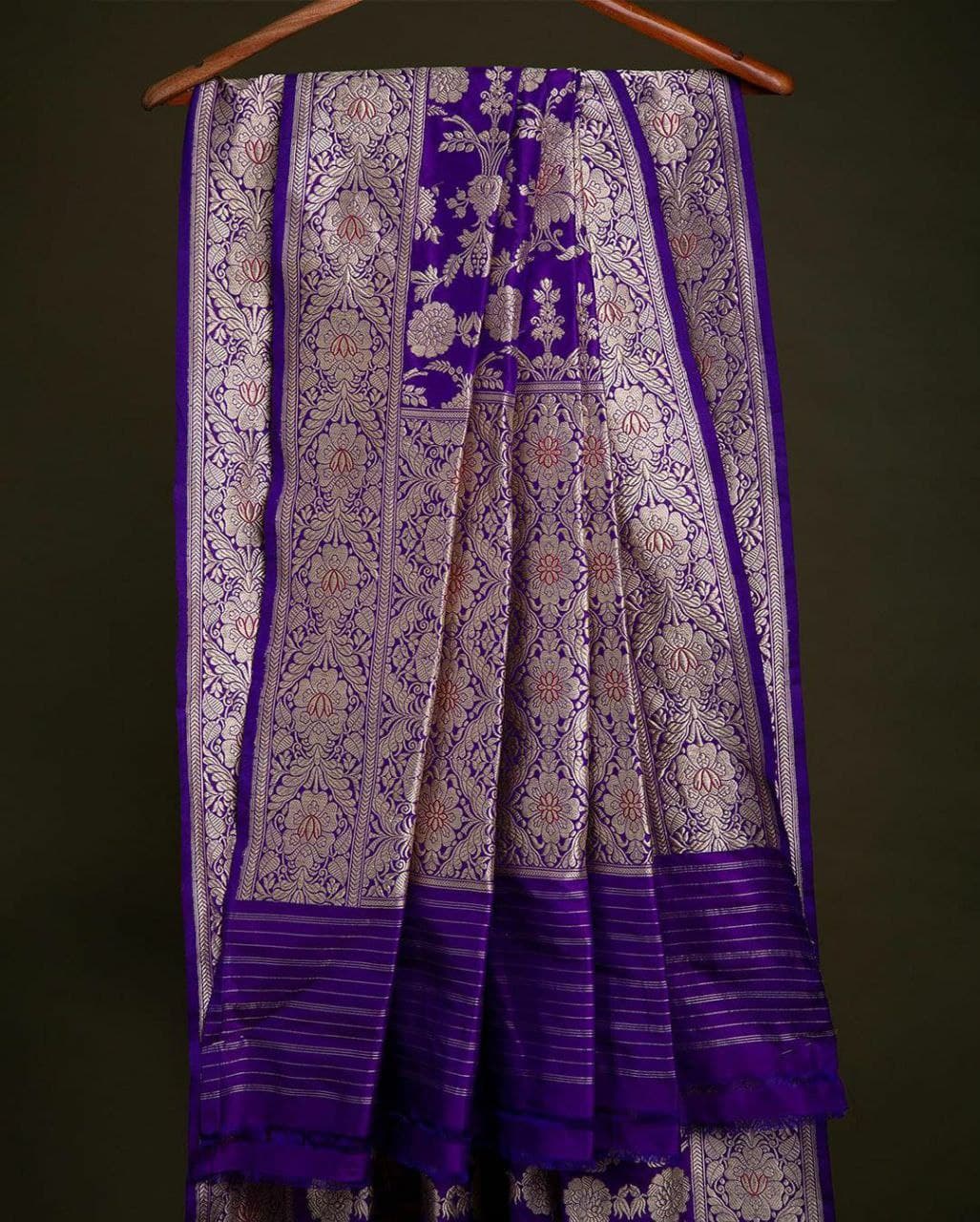 Purple Soft Banarasi Silk Saree With Pretty Blouse Piece