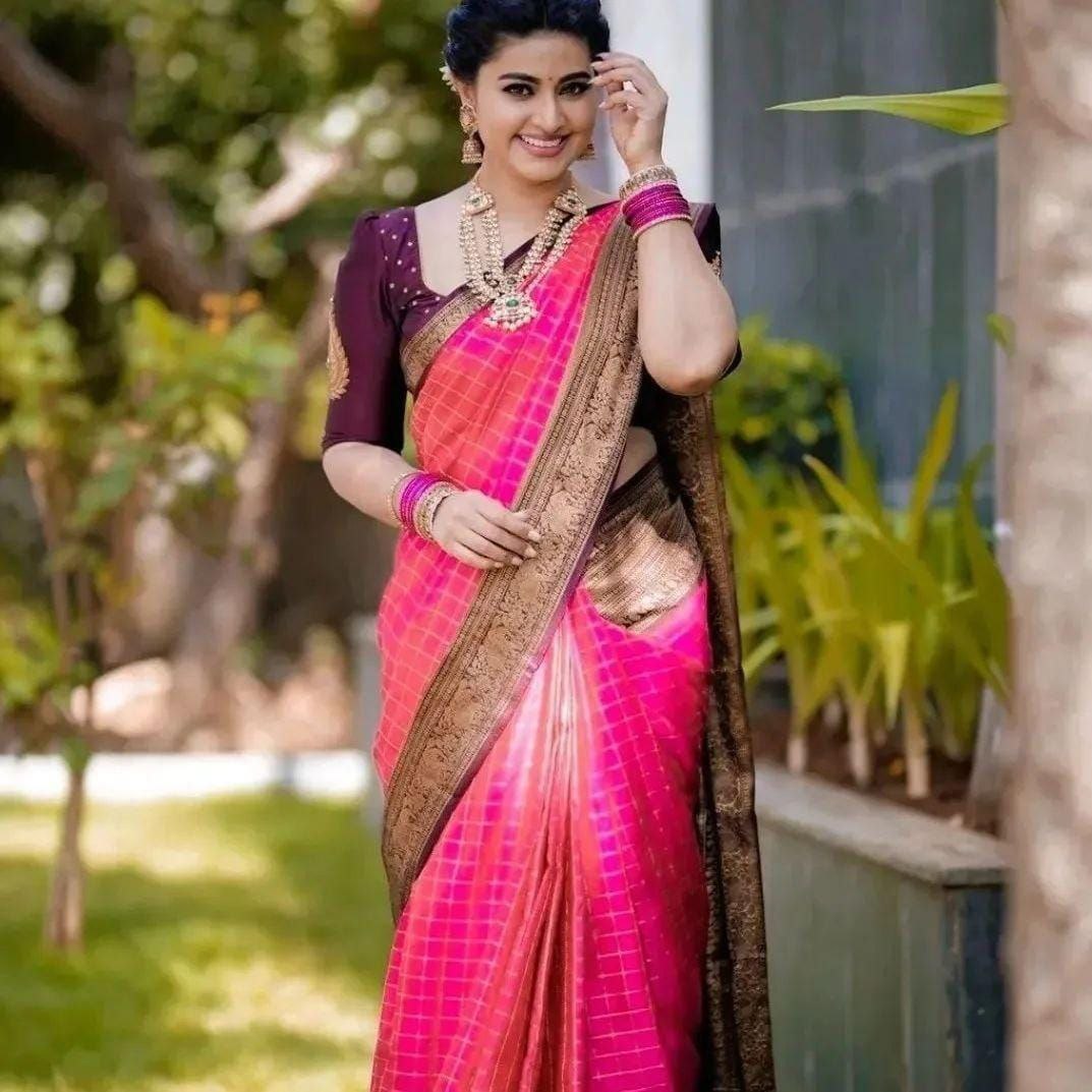 Pink Soft Silk Saree With Artistic Blouse Piece