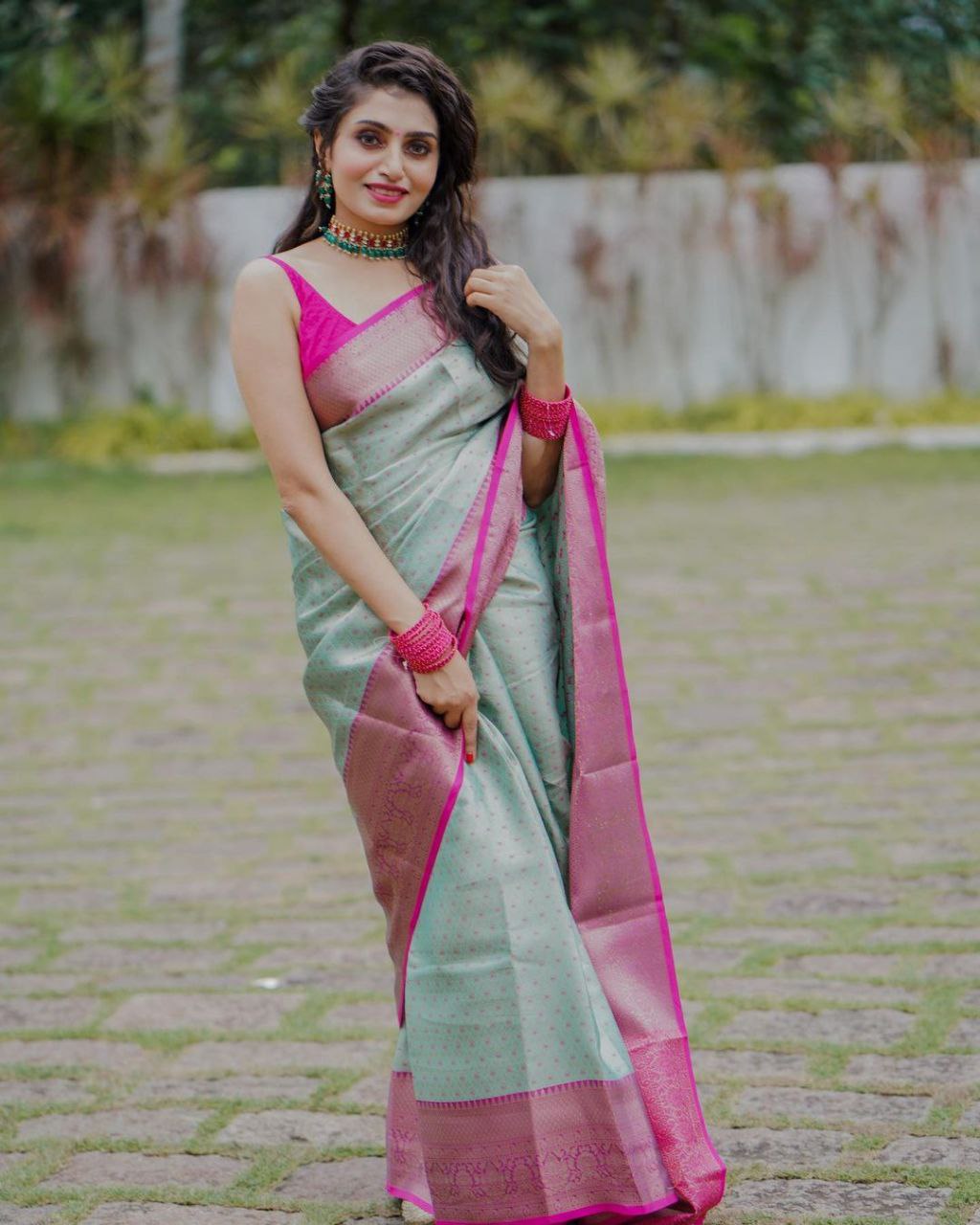 Sea Green Soft Silk Saree With Murmurous Blouse Piece