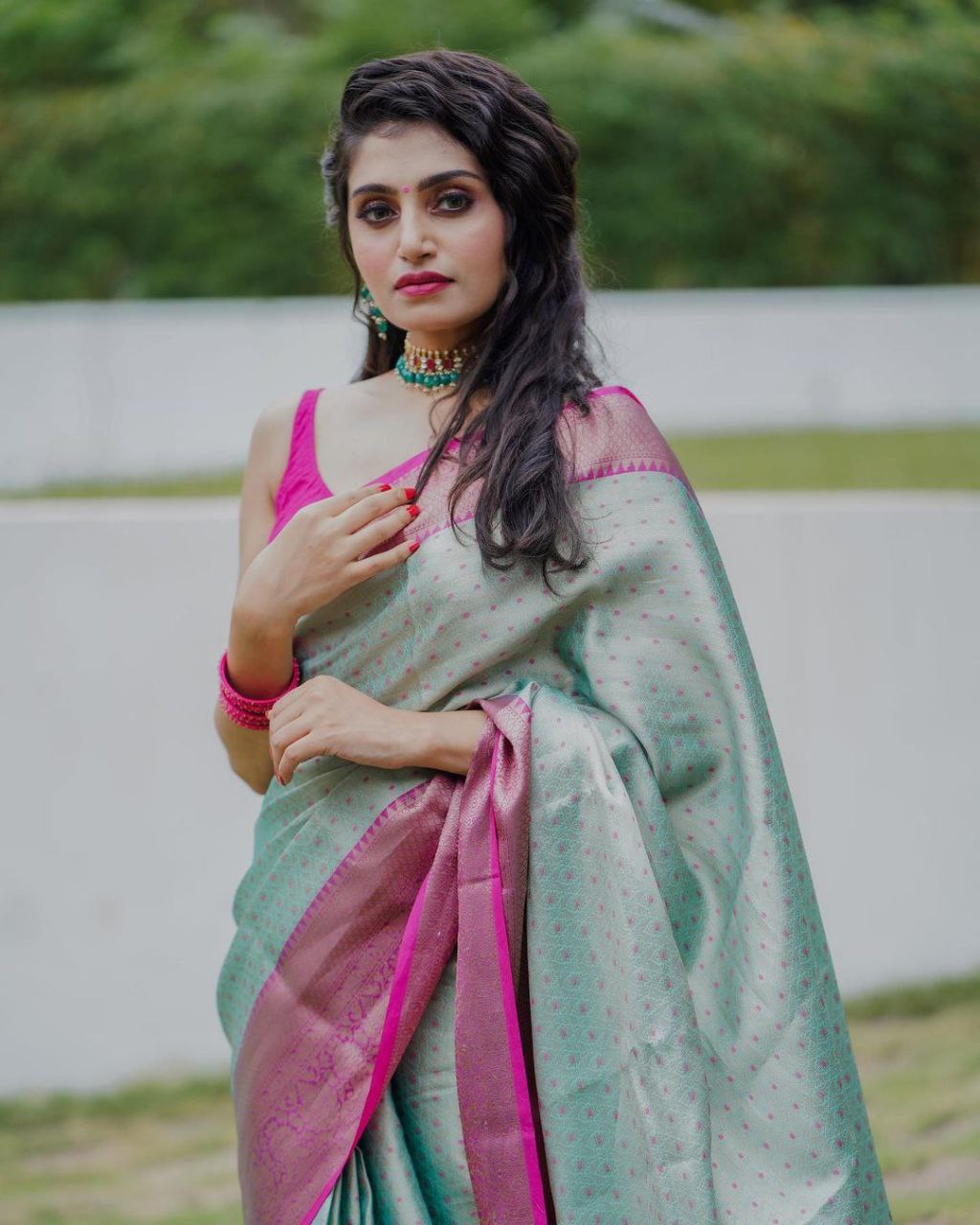 Sea Green Soft Silk Saree With Murmurous Blouse Piece