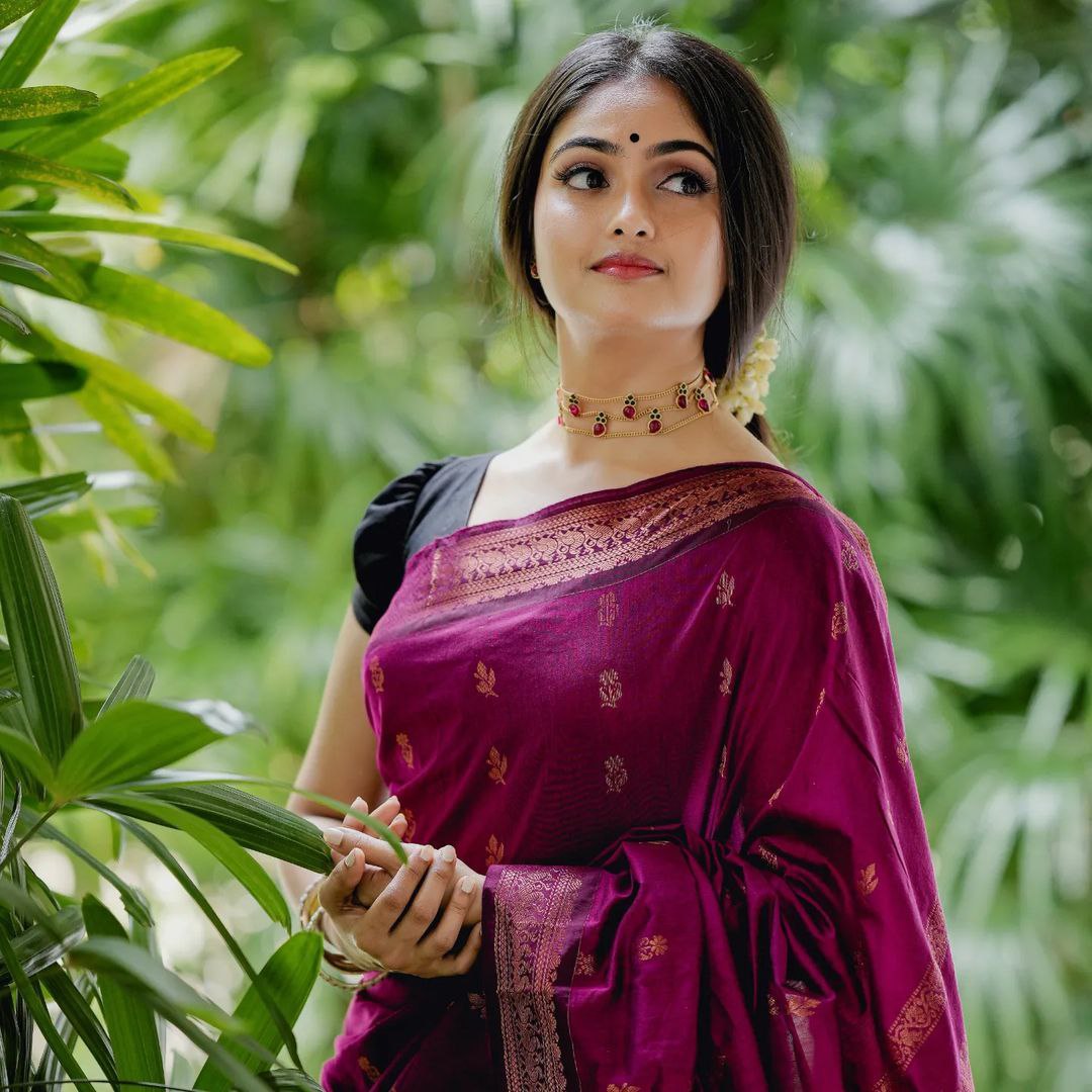 Purple Soft Silk Saree With Angelic Blouse Piece