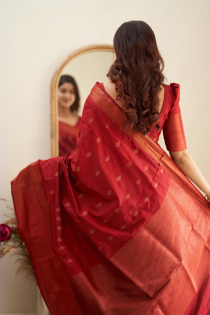 Red Soft Silk Saree With Surreptitious Blouse Piece