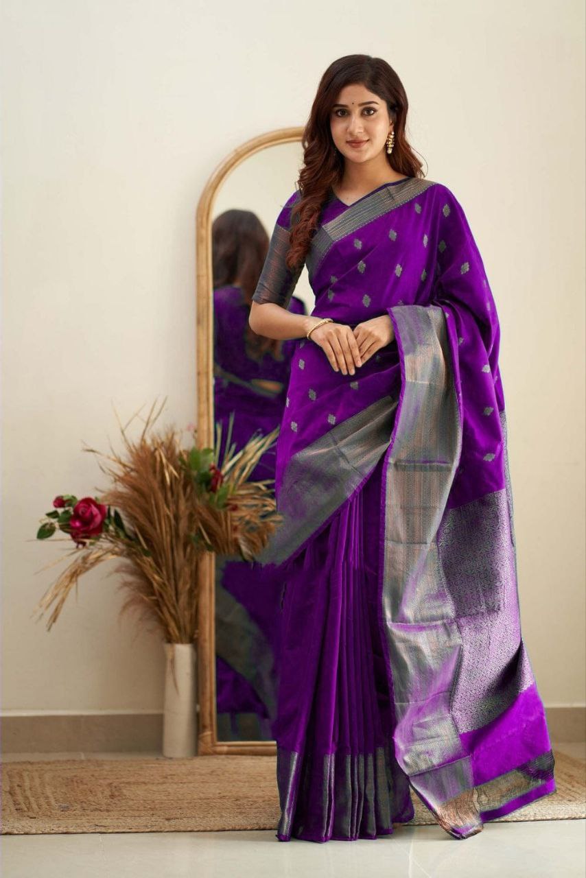 Purple Soft Silk Saree With Surreptitious Blouse Piece