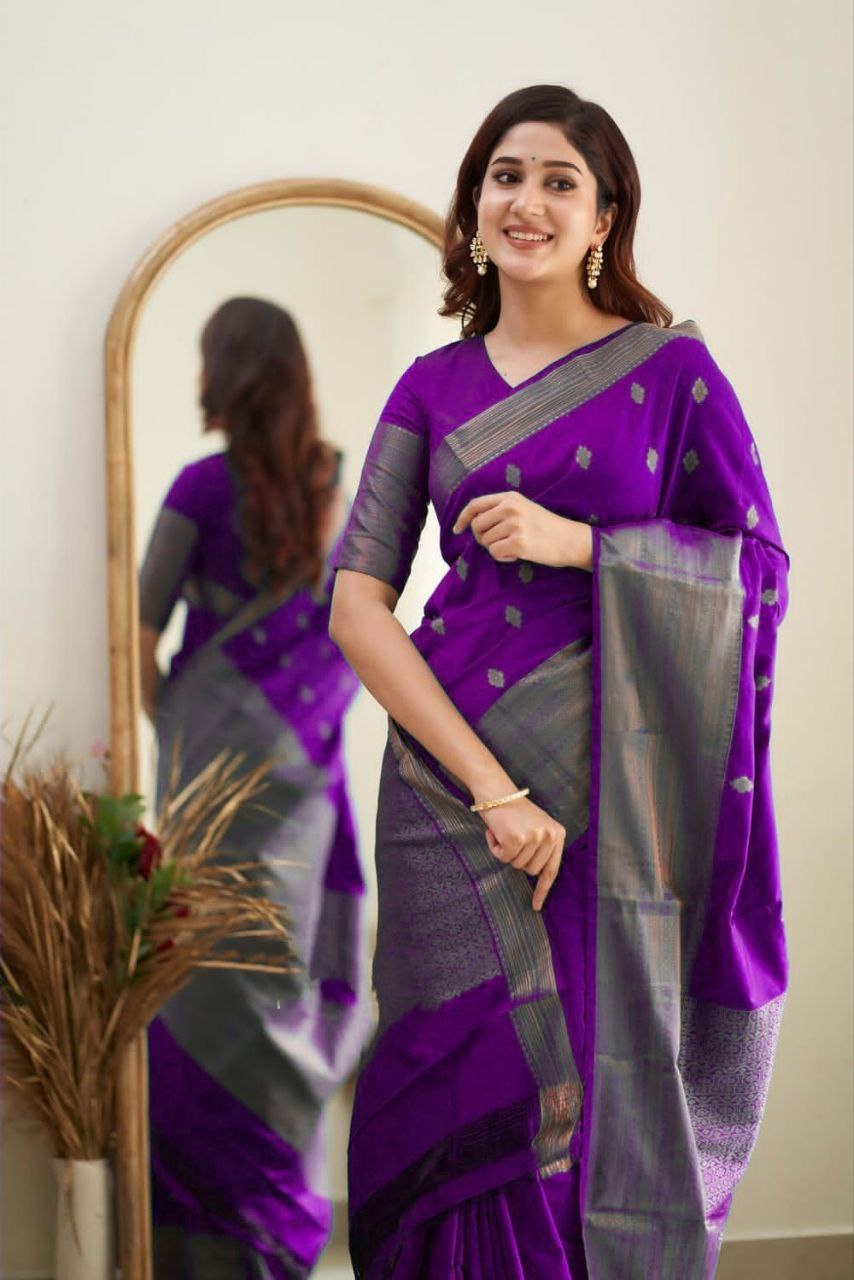 Purple Soft Silk Saree With Surreptitious Blouse Piece