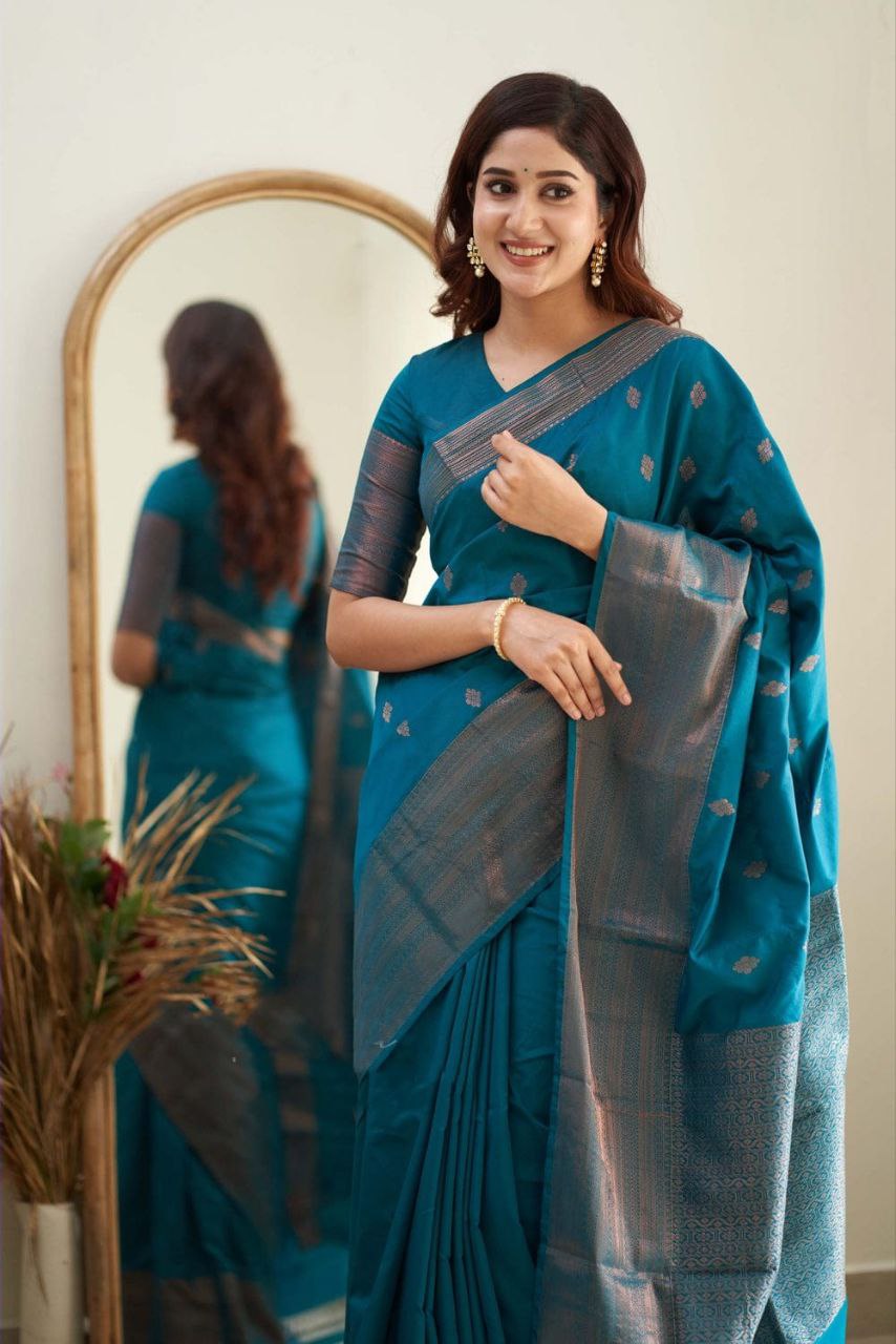 Firozi Soft Silk Saree With Surreptitious Blouse Piece